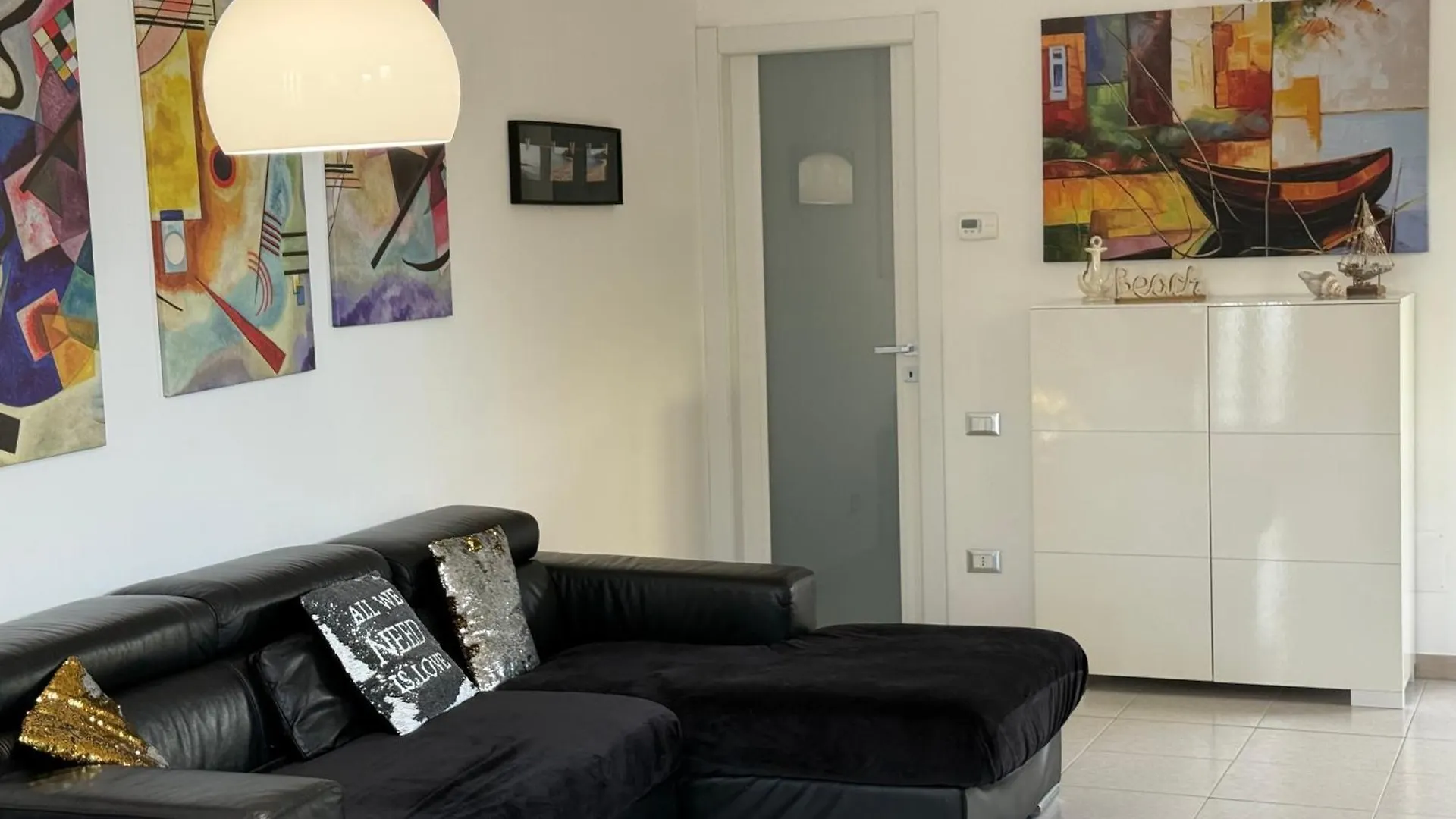 Sea Sweet Home - A Due Passi Dal Mare Quartu SantʼElena 0*,  Italie